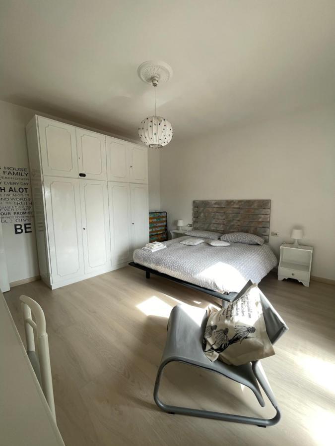 La Signora Dei Fiori Apartment Gubbio Luaran gambar